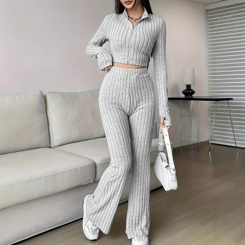 Costume col roulé taille haute à jambes larges
