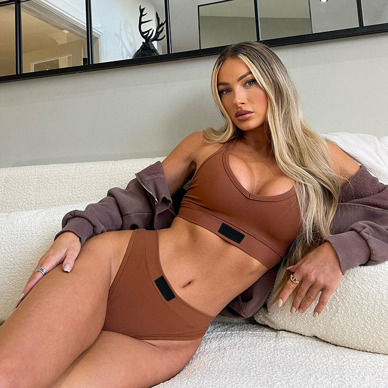 Texture Simple Sports Suit